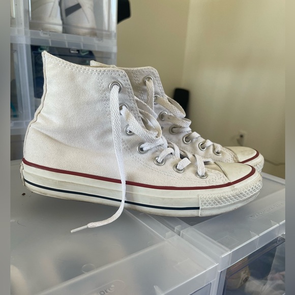 Converse Chuck Taylor Allstar - women’s 7.5 - Picture 2 of 4